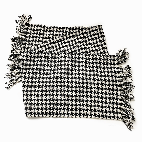 Vintage Adolfo Hat & Scarf Set 2pc Black & White Houndstooth Knit Fringe Rare main image 9